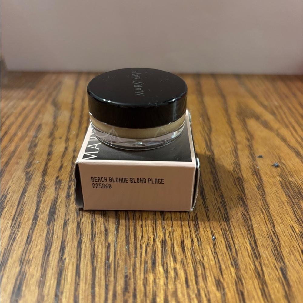 Mary Kay Beach Blonde Eye Shadow